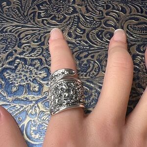 Silver Bali Floral Ring
